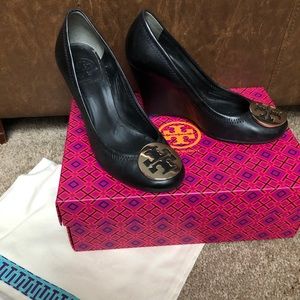 Tory Burch Sophie Wedge Mestico